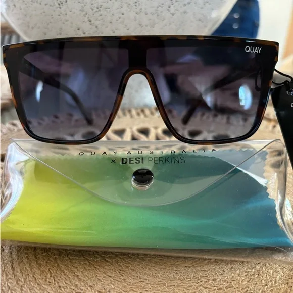 Quay Australia x Desi Perkins Tortoise Sunglasses - Picture 2 of 5